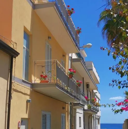 La Casa Del Professore Apartman Santa Teresa di Riva